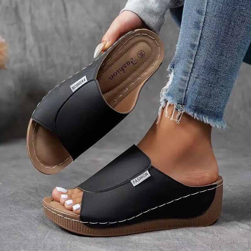 Women's wedge heel mules 2025 – Elegant, comfortable 