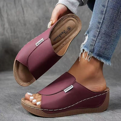 Women's wedge heel mules 2025 – Elegant, comfortable 
